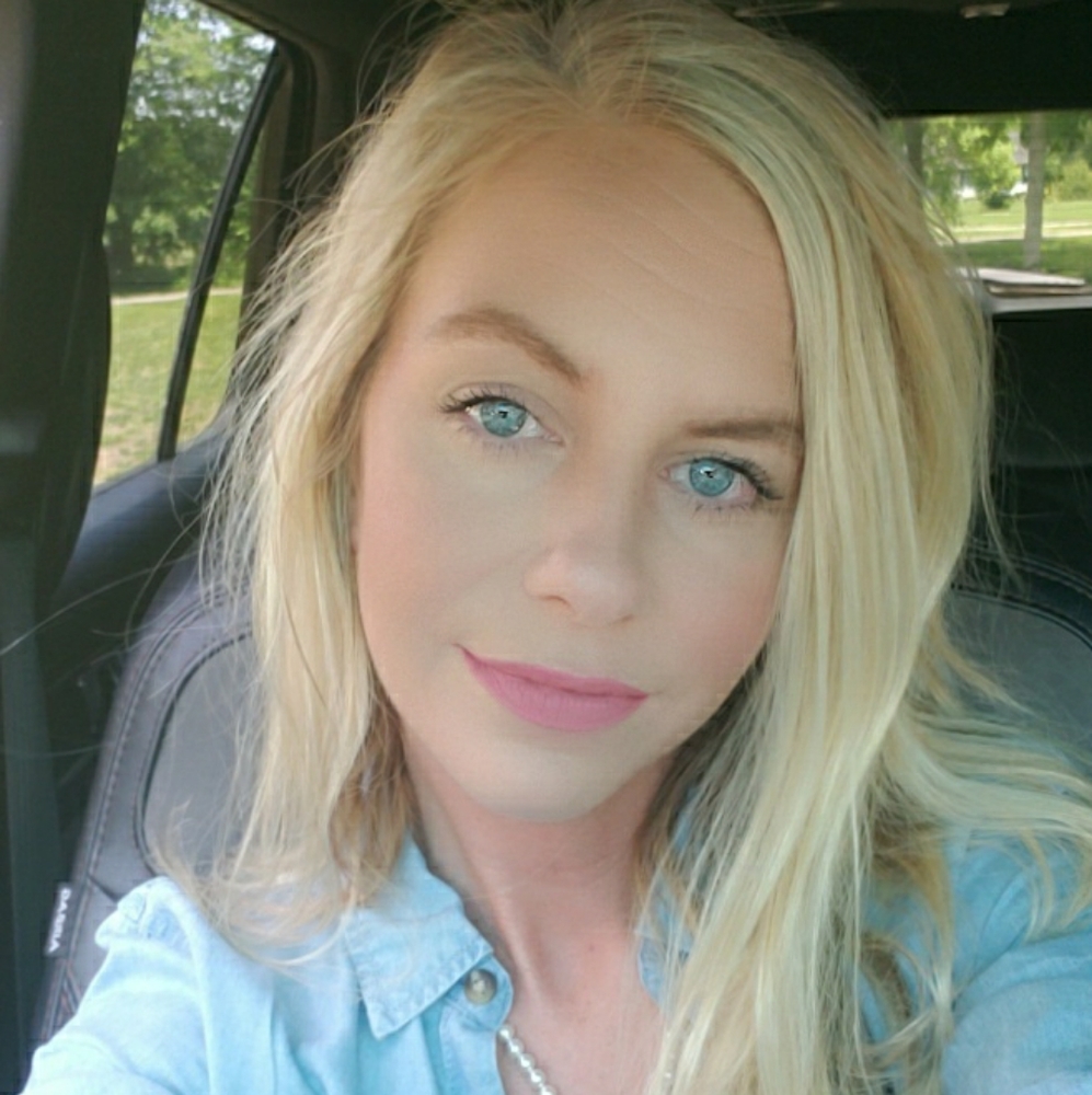 Meet your Posher, Jessica